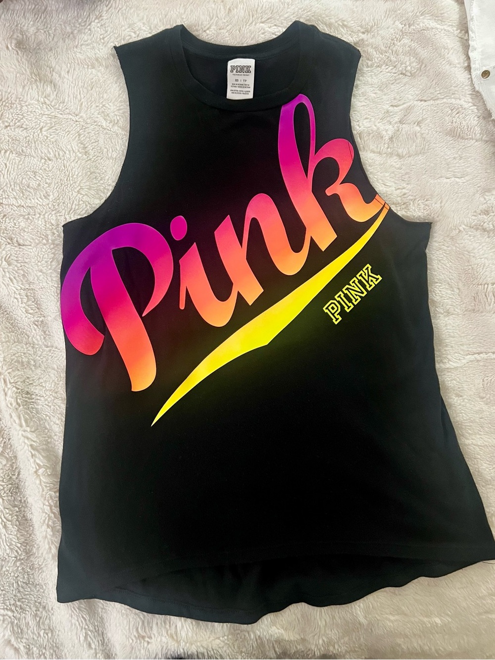 PINK Tank 🩷 - Picture 3 of 5